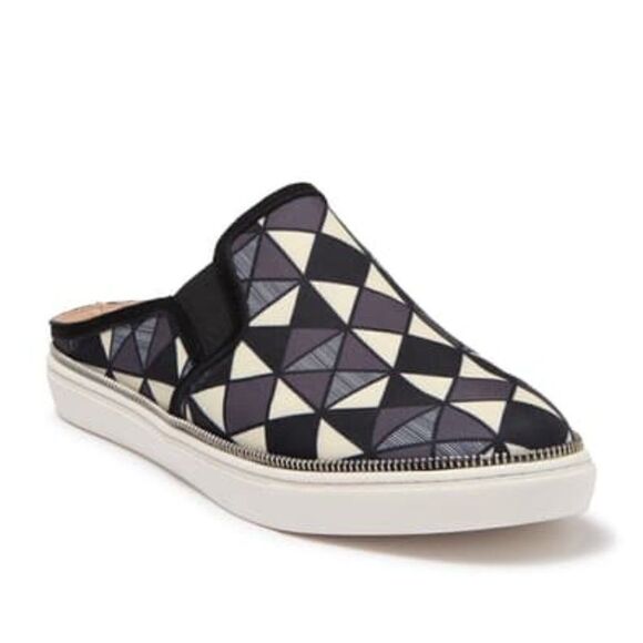 NWT Botkier Hayden Slip-On Sneaker Size 7 - Picture 2 of 9